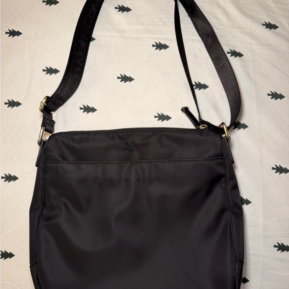 SOLD - Calvin Klein Black Crosbody Shoulder Bag - Picture 7 of 15